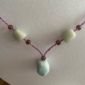 NWOT green stones with lavender seed beads